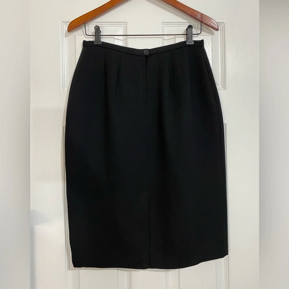 Villager Liz Claiborne Black Pencil Skirt Women’s 10 Professional Career Wear